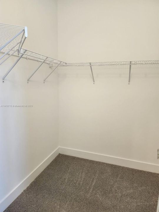 最近租的: $2,600 (3 贝兹, 2 浴室, 0 平方英尺)