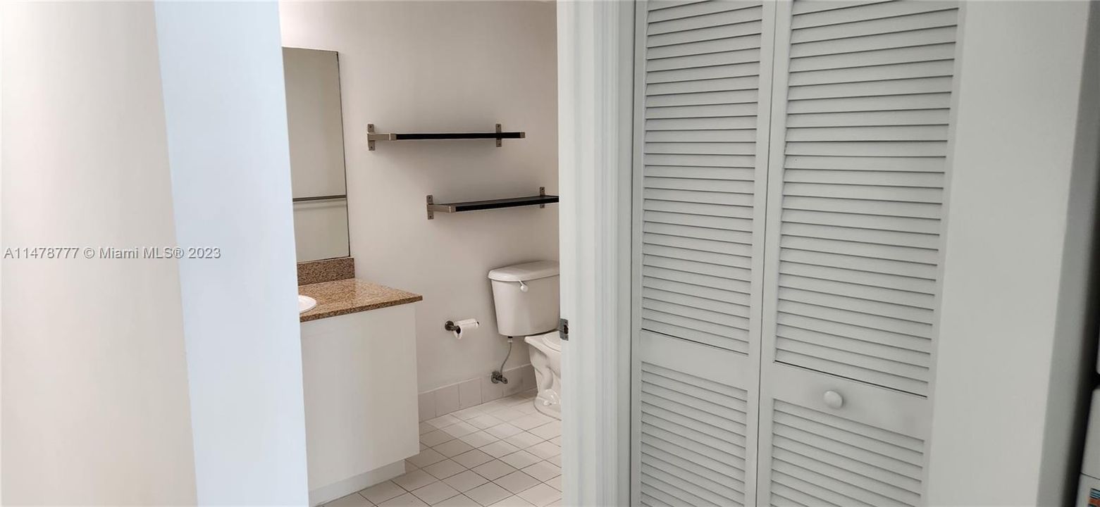 Recently Rented: $2,000 (1 beds, 1 baths, 736 Square Feet)