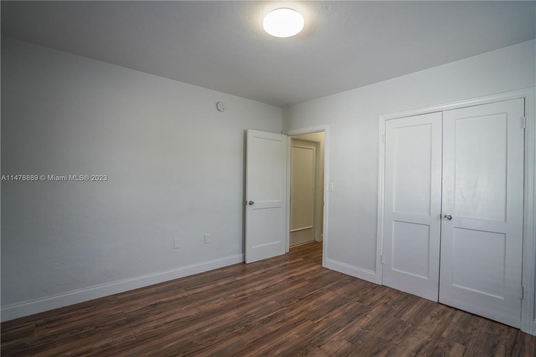 Recently Rented: $2,100 (2 beds, 2 baths, 749 Square Feet)