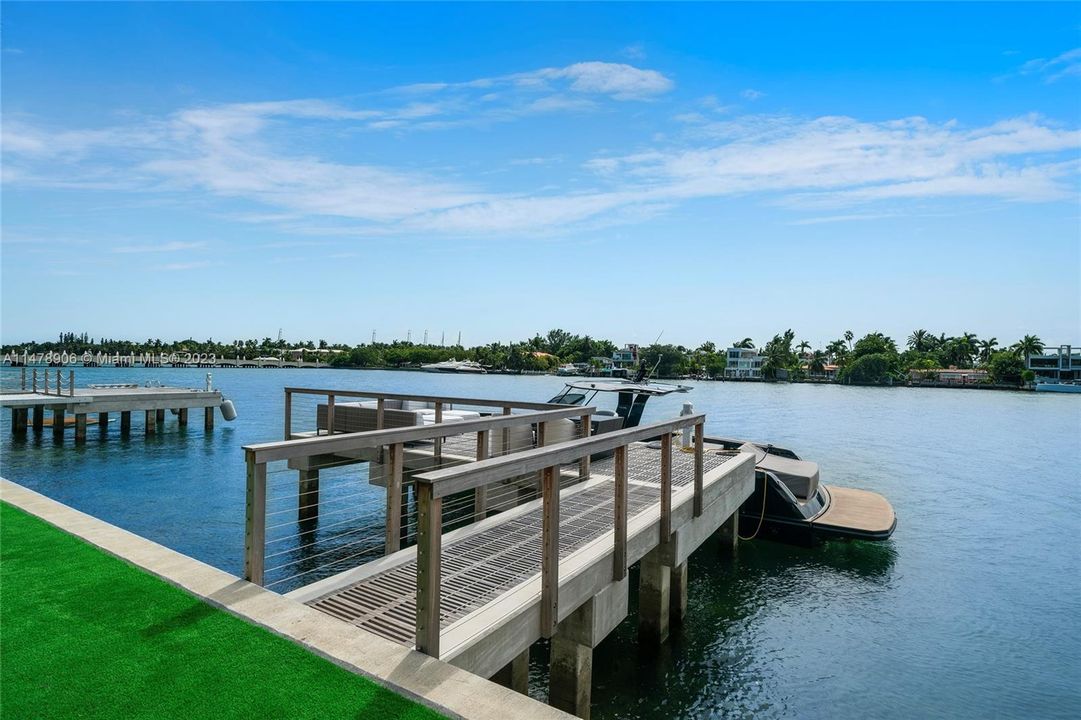 Recently Sold: $33,500,000 (7 beds, 7 baths, 7818 Square Feet)