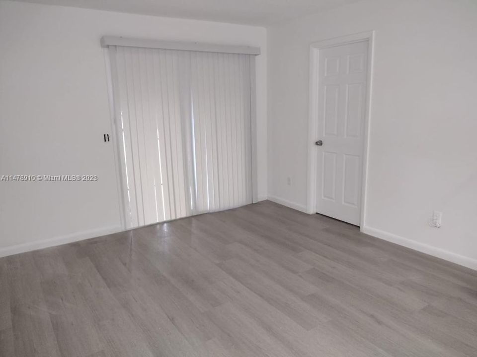 Recently Rented: $1,600 (2 beds, 2 baths, 744 Square Feet)