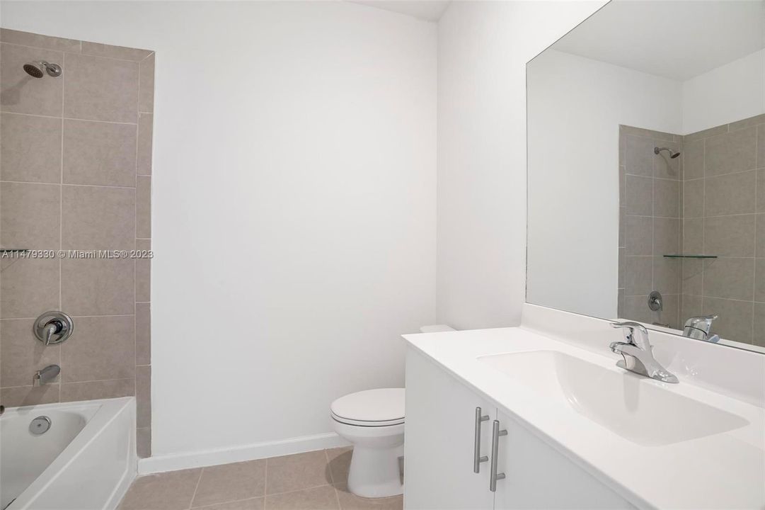 Recently Rented: $2,995 (4 beds, 2 baths, 0 Square Feet)