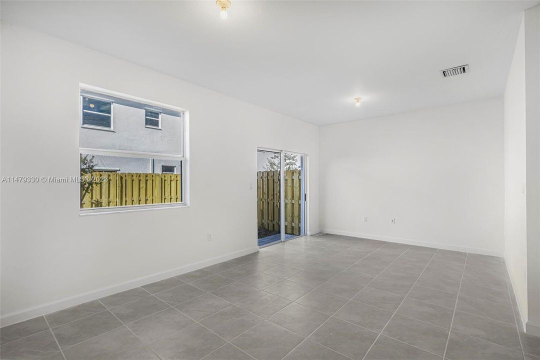 Recently Rented: $2,995 (4 beds, 2 baths, 0 Square Feet)