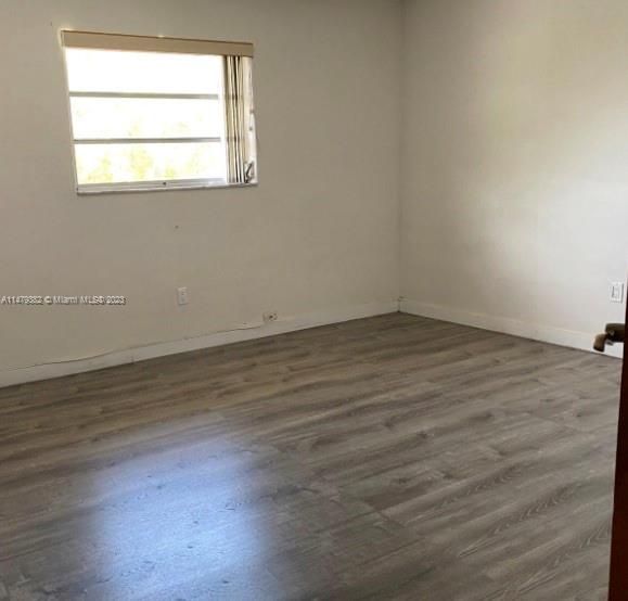 Vendido Recientemente: $187,000 (1 camas, 1 baños, 646 Pies cuadrados)