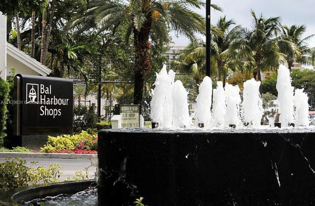 Vendido Recientemente: $429,000 (2 camas, 2 baños, 1192 Pies cuadrados)