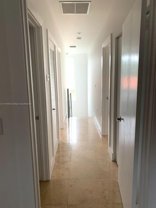 Recently Rented: $4,150 (3 beds, 2 baths, 1514 Square Feet)