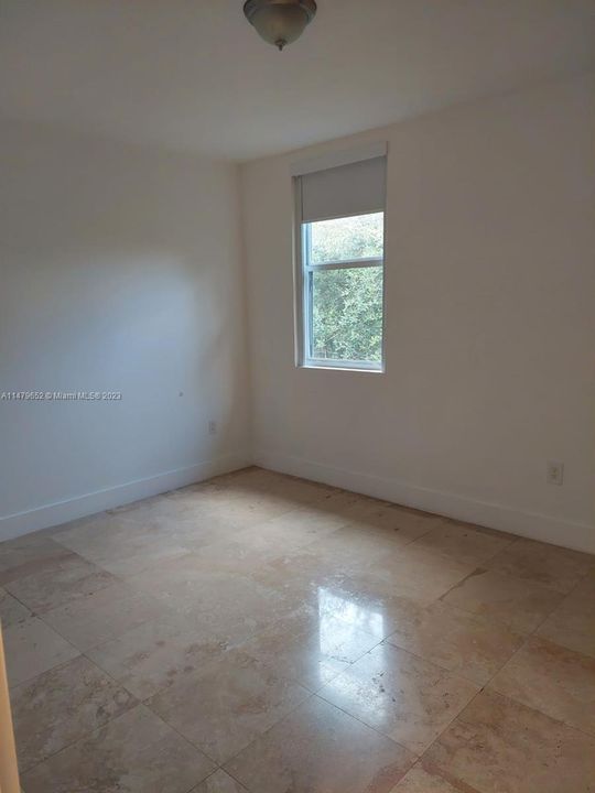 Recently Rented: $4,150 (3 beds, 2 baths, 1514 Square Feet)