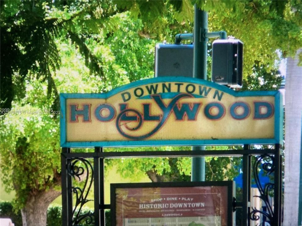 DOWNTOWN HOLLYWOOD