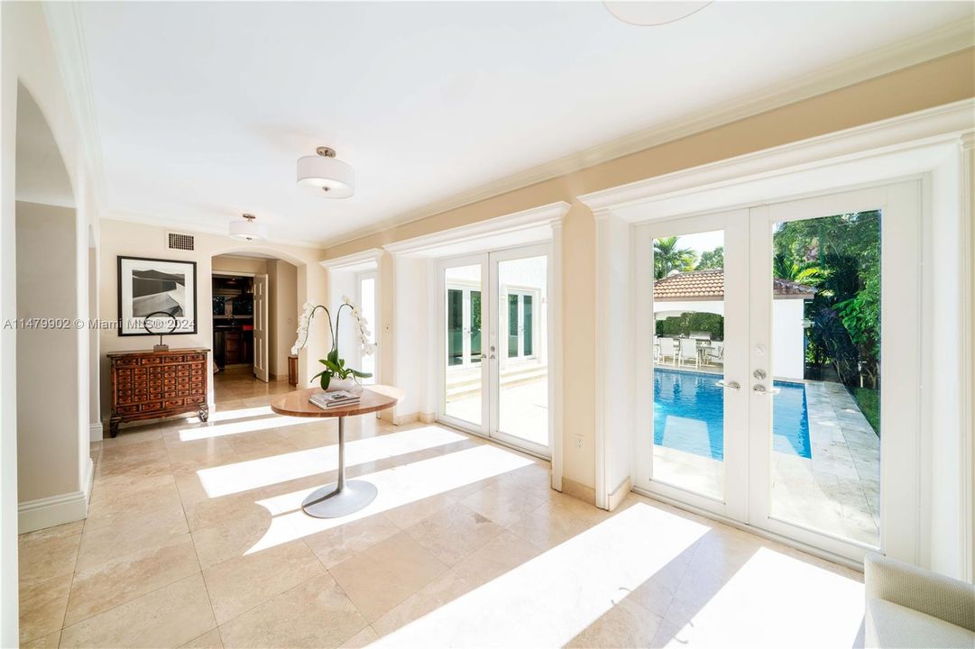 Active With Contract: $3,800,000 (5 beds, 5 baths, 3805 Square Feet)