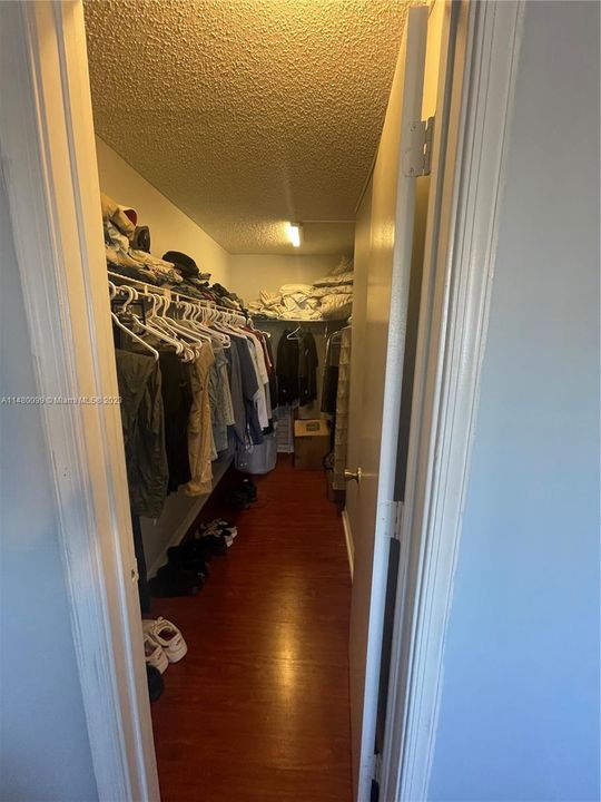 Recently Rented: $1,770 (1 beds, 1 baths, 659 Square Feet)