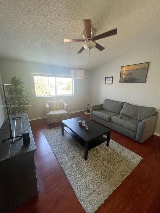 Recently Rented: $1,770 (1 beds, 1 baths, 659 Square Feet)