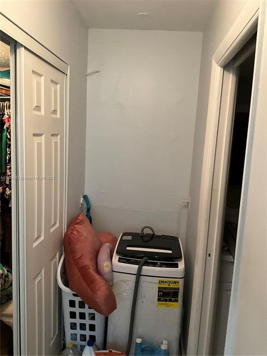 Recently Sold: $189,000 (2 beds, 2 baths, 920 Square Feet)