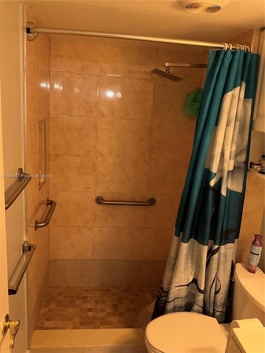 Recently Sold: $189,000 (2 beds, 2 baths, 920 Square Feet)