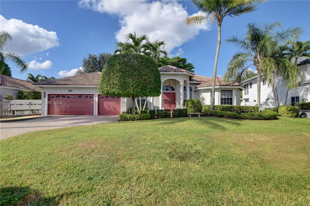 Recently Sold: $1,199,000 (4 beds, 3 baths, 2966 Square Feet)