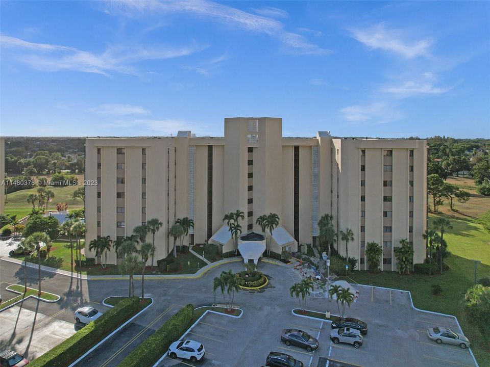 Recently Sold: $174,500 (2 beds, 2 baths, 1407 Square Feet)