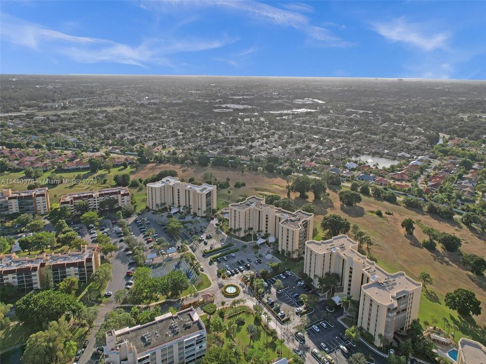 Recently Sold: $174,500 (2 beds, 2 baths, 1407 Square Feet)