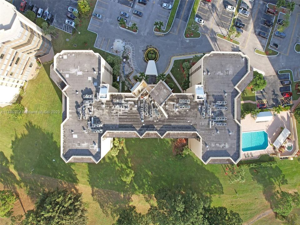 Recently Sold: $174,500 (2 beds, 2 baths, 1407 Square Feet)