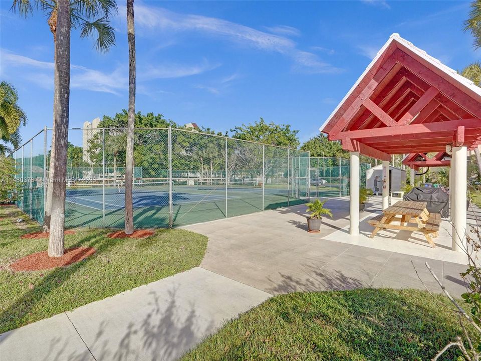 Recently Sold: $174,500 (2 beds, 2 baths, 1407 Square Feet)