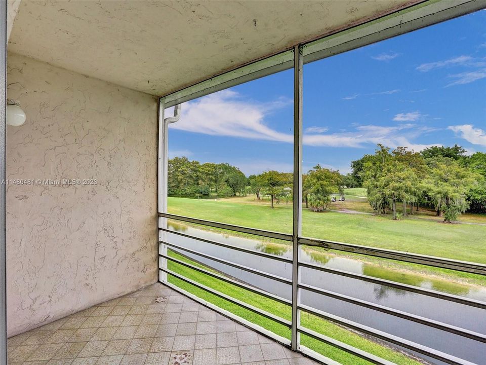 Recently Sold: $170,000 (2 beds, 2 baths, 1040 Square Feet)