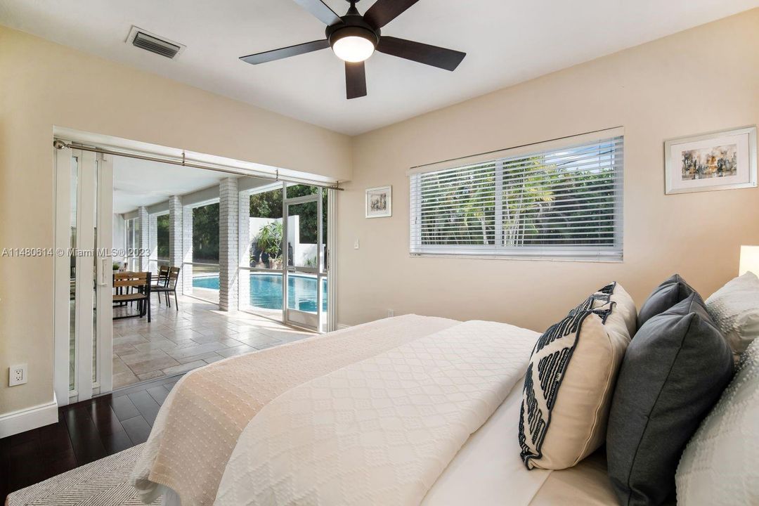 Recently Sold: $1,695,000 (5 beds, 3 baths, 2506 Square Feet)