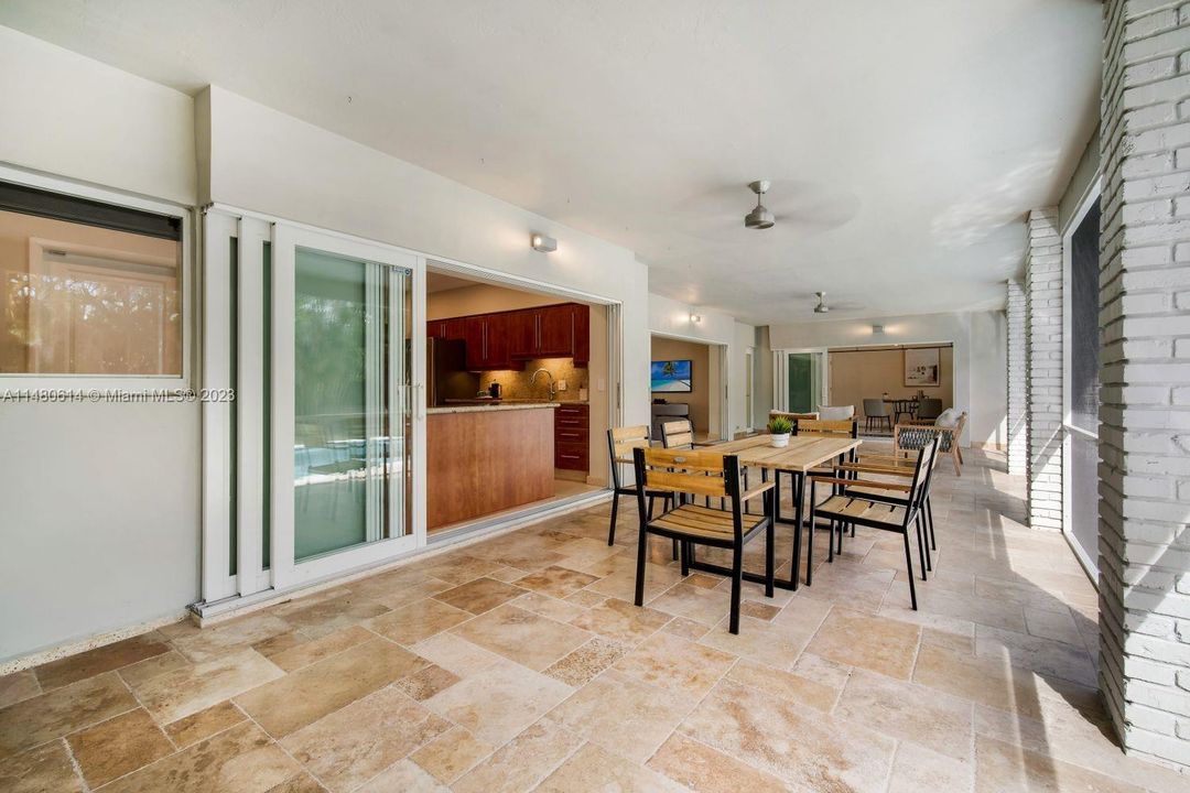 Recently Sold: $1,695,000 (5 beds, 3 baths, 2506 Square Feet)