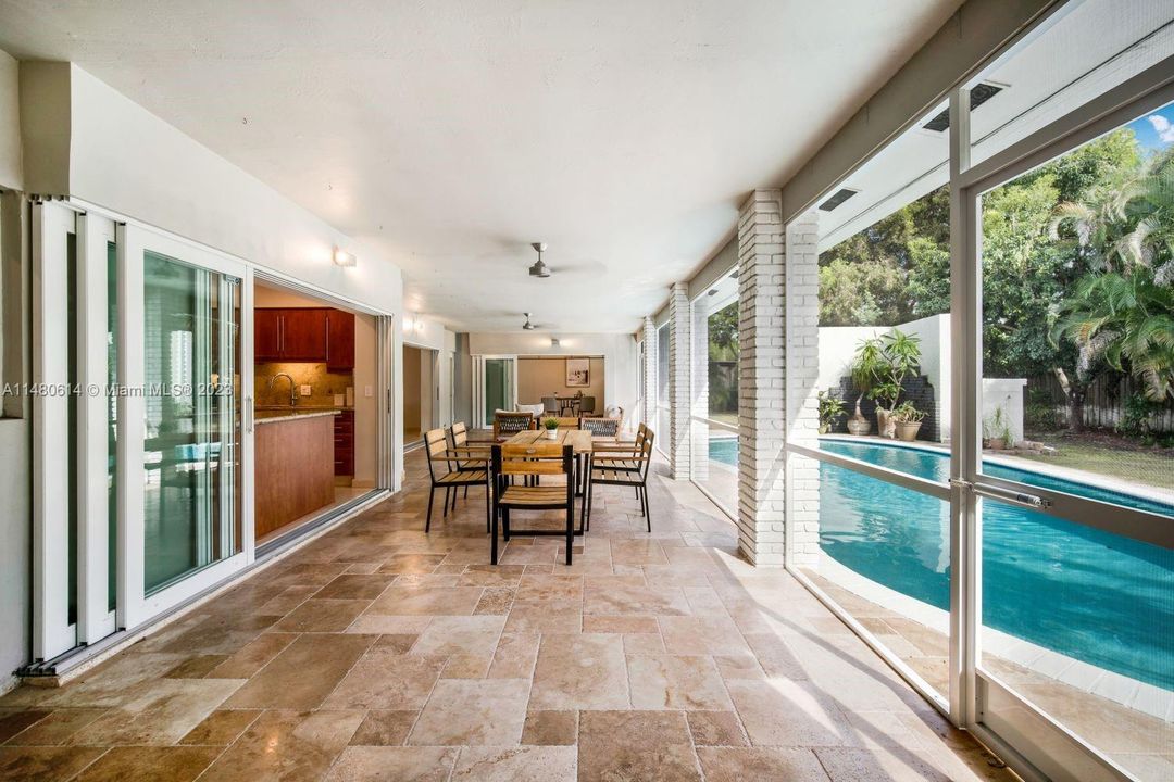 Recently Sold: $1,695,000 (5 beds, 3 baths, 2506 Square Feet)