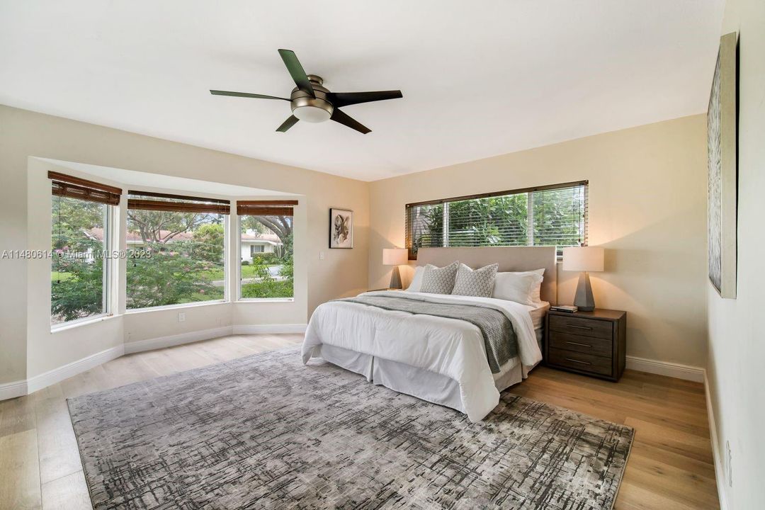 Recently Sold: $1,695,000 (5 beds, 3 baths, 2506 Square Feet)