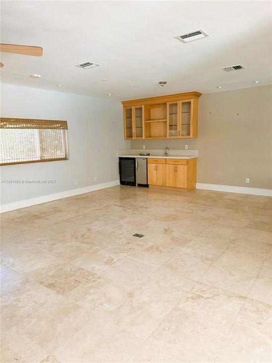 Recently Rented: $7,000 (4 beds, 3 baths, 2676 Square Feet)