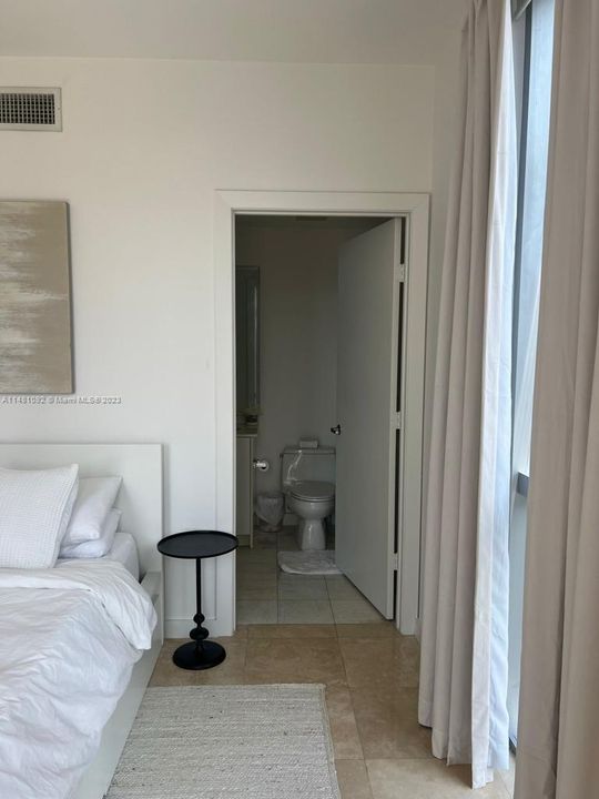 Недавно арендовано: $4,100 (2 спален, 2 ванн, 1088 Квадратных фут)