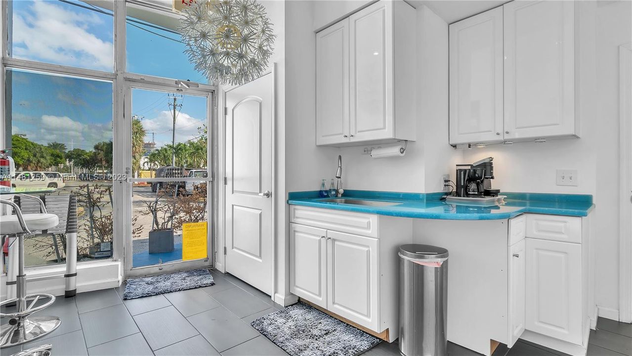 Recently Sold: $885,000 (0 beds, 0 baths, 0 Square Feet)