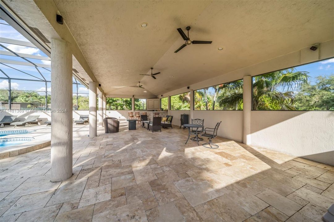 For Sale: $1,800,000 (4 beds, 4 baths, 4651 Square Feet)