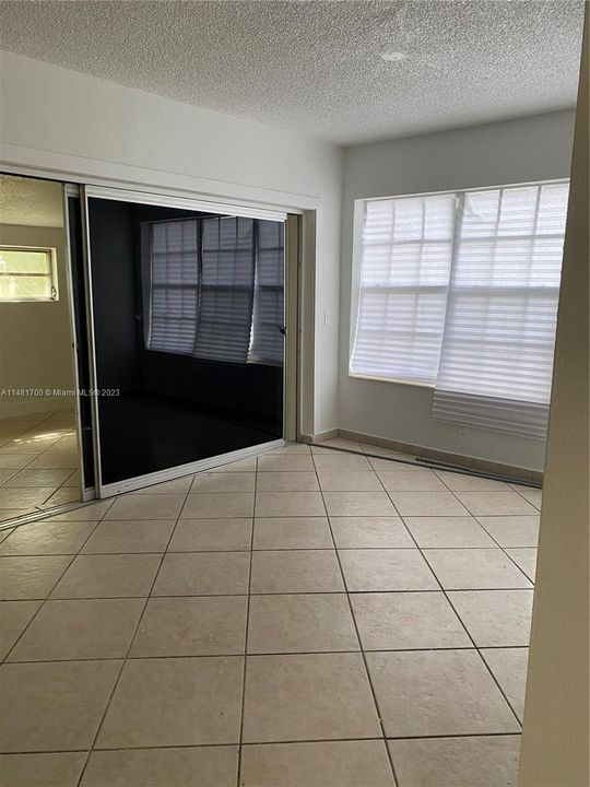 Recently Rented: $3,900 (4 beds, 2 baths, 1742 Square Feet)