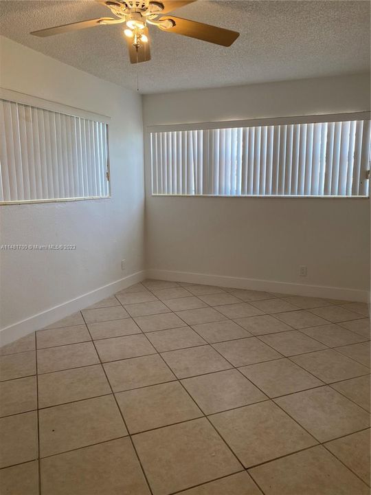 Recently Rented: $3,900 (4 beds, 2 baths, 1742 Square Feet)
