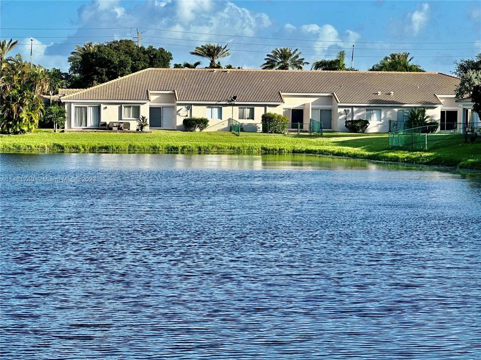 Recientemente alquilado: $2,500 (3 camas, 2 baños, 1030 Pies cuadrados)