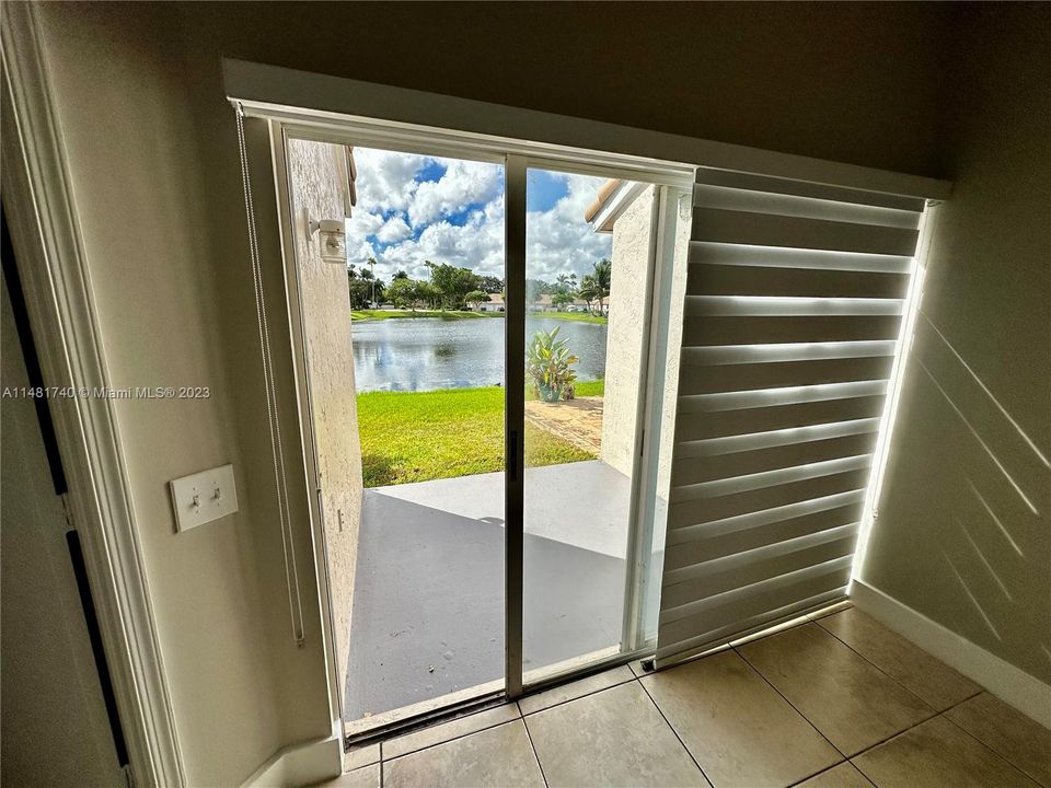 Recientemente alquilado: $2,500 (3 camas, 2 baños, 1030 Pies cuadrados)