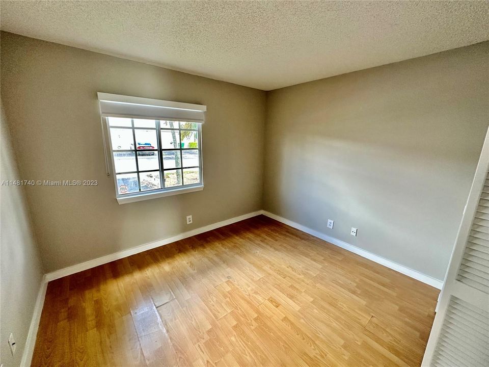 Recientemente alquilado: $2,500 (3 camas, 2 baños, 1030 Pies cuadrados)