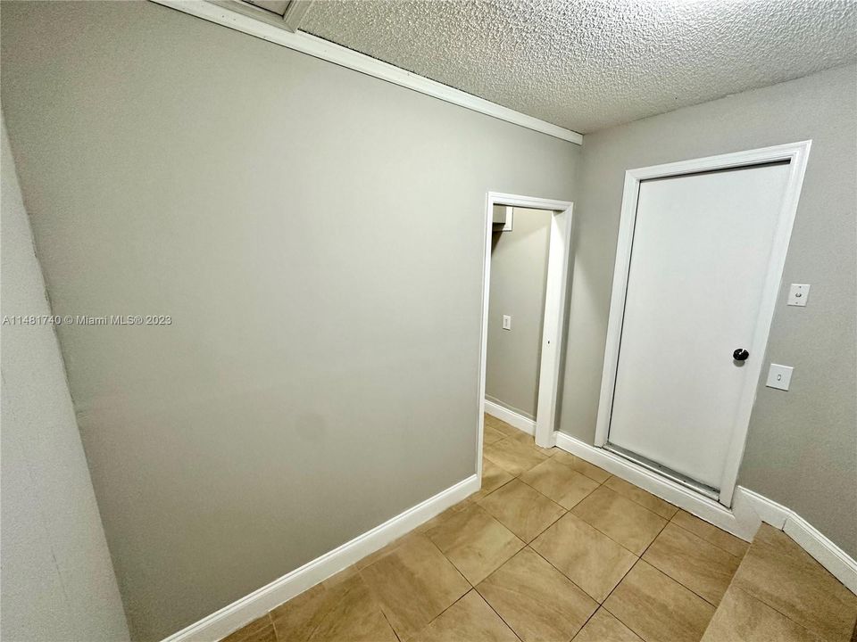 Recientemente alquilado: $2,500 (3 camas, 2 baños, 1030 Pies cuadrados)