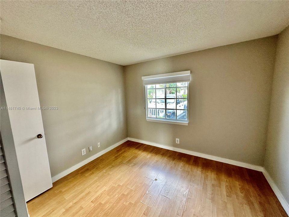 Recientemente alquilado: $2,500 (3 camas, 2 baños, 1030 Pies cuadrados)