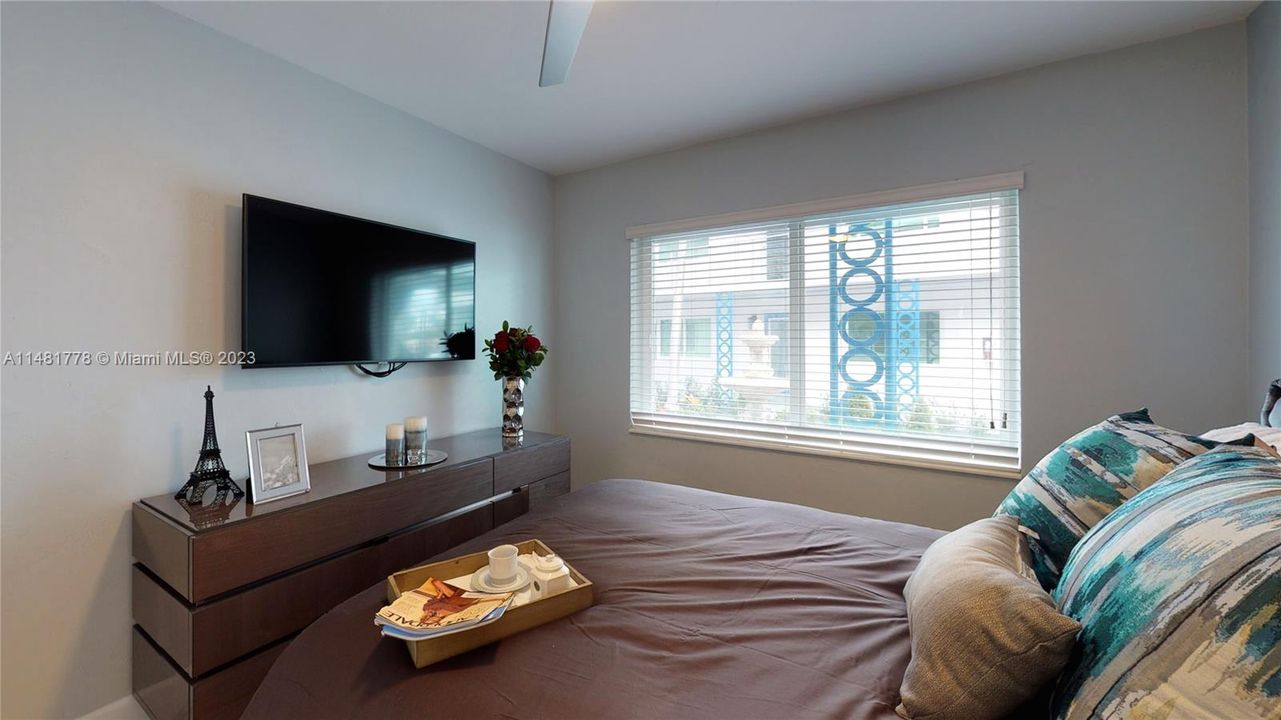 Recently Rented: $2,350 (1 beds, 1 baths, 490 Square Feet)