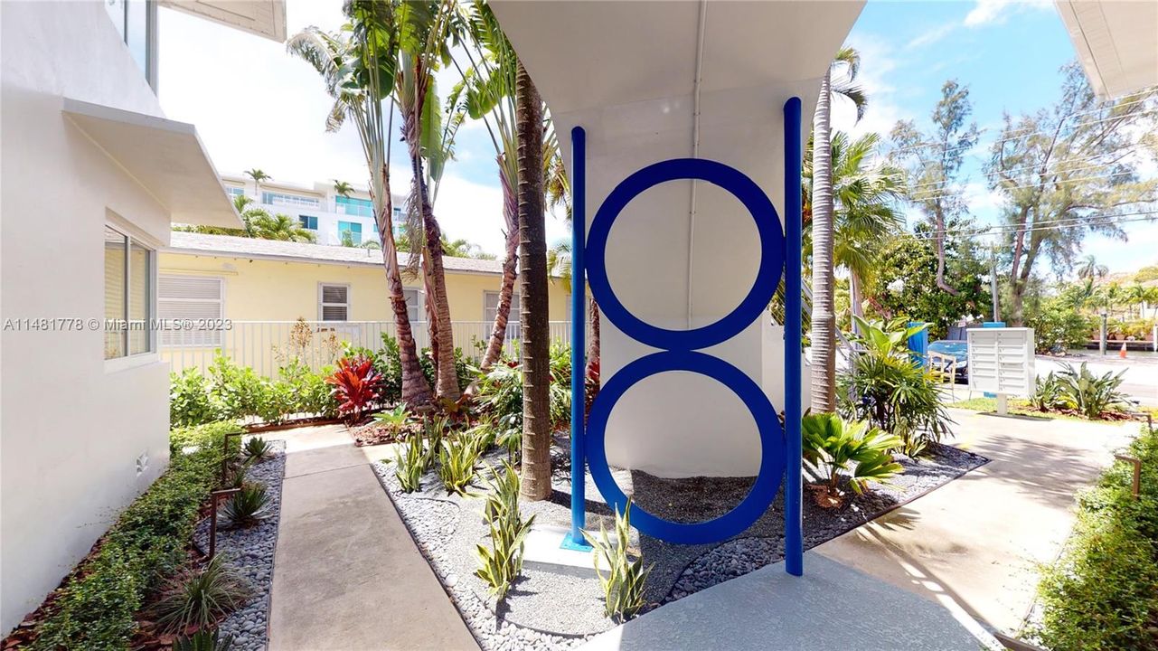 Recently Rented: $2,350 (1 beds, 1 baths, 490 Square Feet)