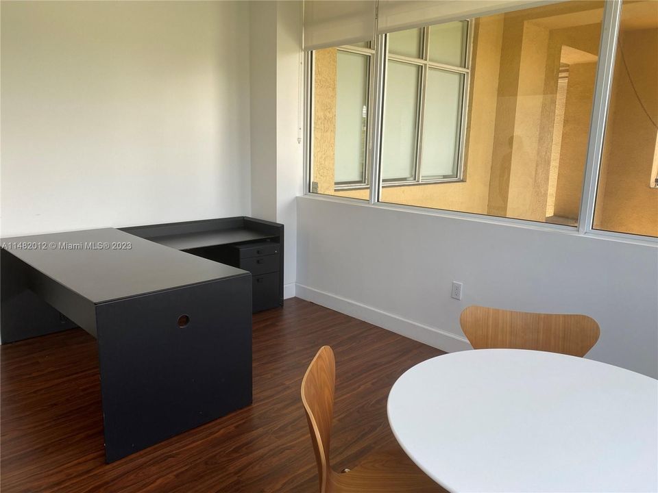 最近租的: $2,841 (0 贝兹, 0 浴室, 0 平方英尺)