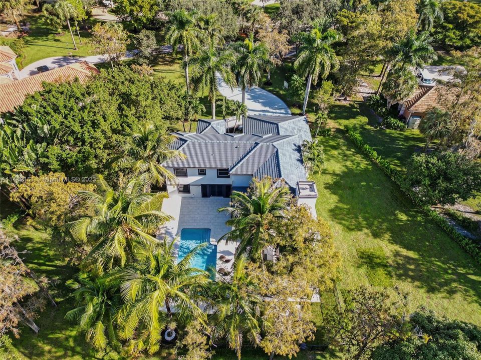 Recently Sold: $1,797,000 (5 beds, 3 baths, 4287 Square Feet)