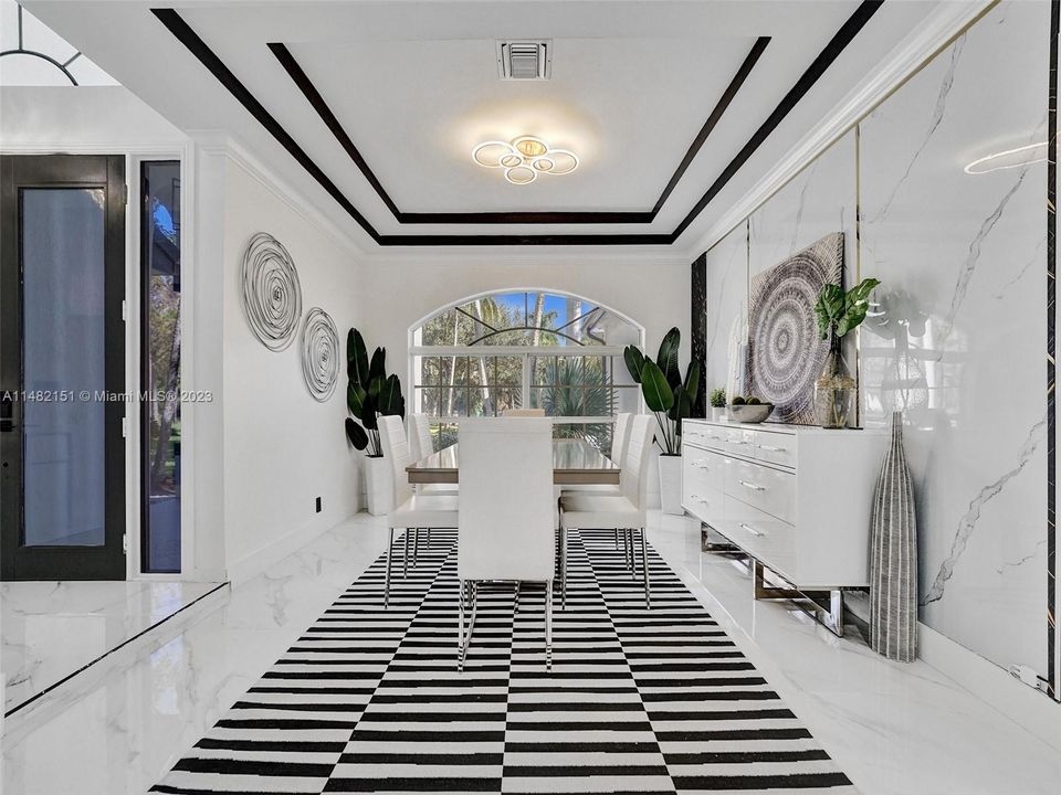 Recently Sold: $1,797,000 (5 beds, 3 baths, 4287 Square Feet)