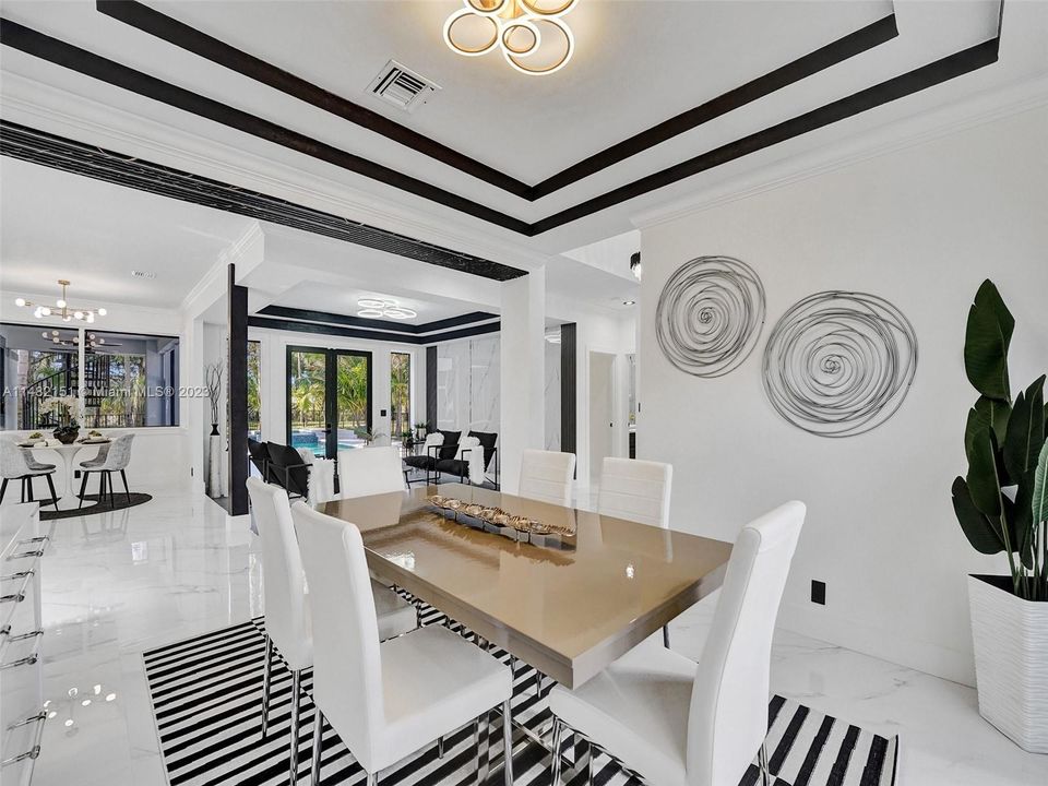 Recently Sold: $1,797,000 (5 beds, 3 baths, 4287 Square Feet)