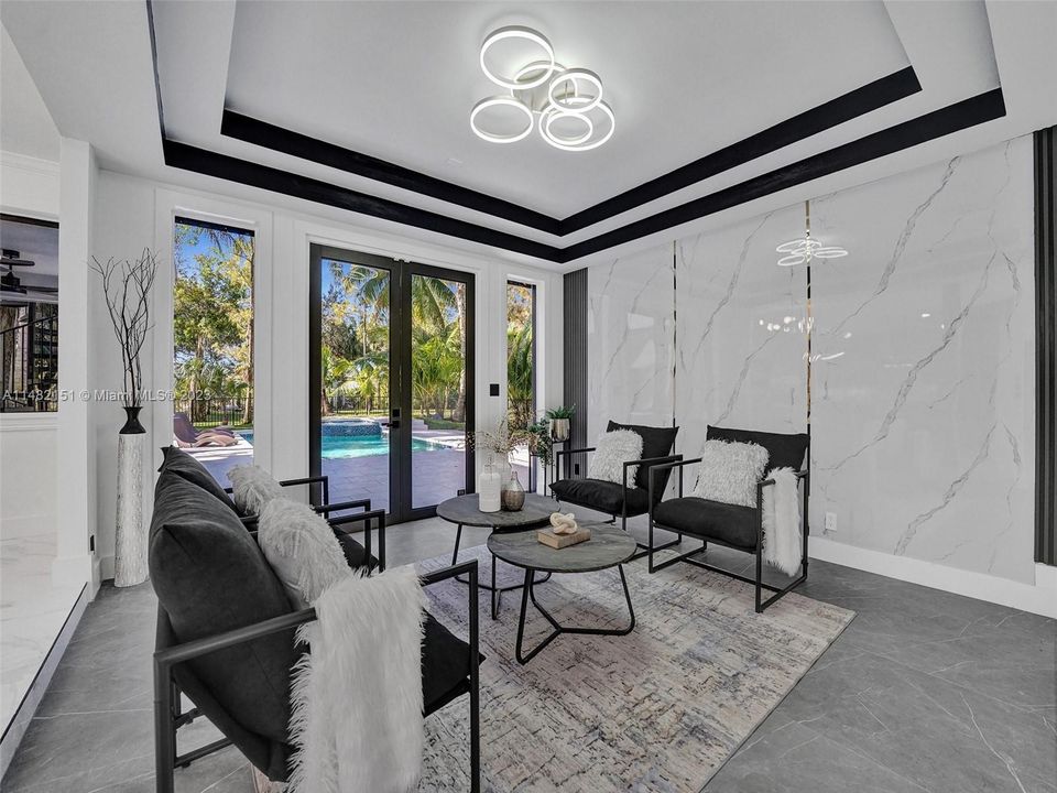 Recently Sold: $1,797,000 (5 beds, 3 baths, 4287 Square Feet)