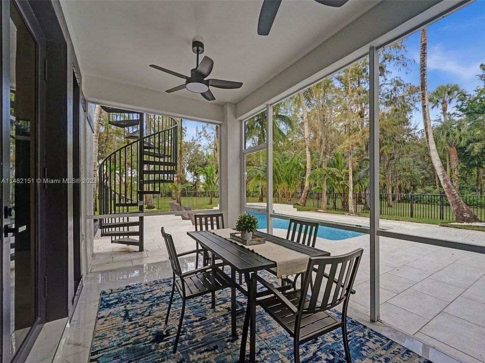 Recently Sold: $1,797,000 (5 beds, 3 baths, 4287 Square Feet)