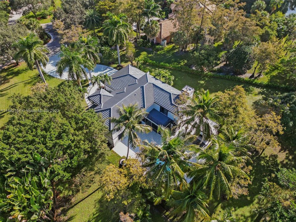Recently Sold: $1,797,000 (5 beds, 3 baths, 4287 Square Feet)