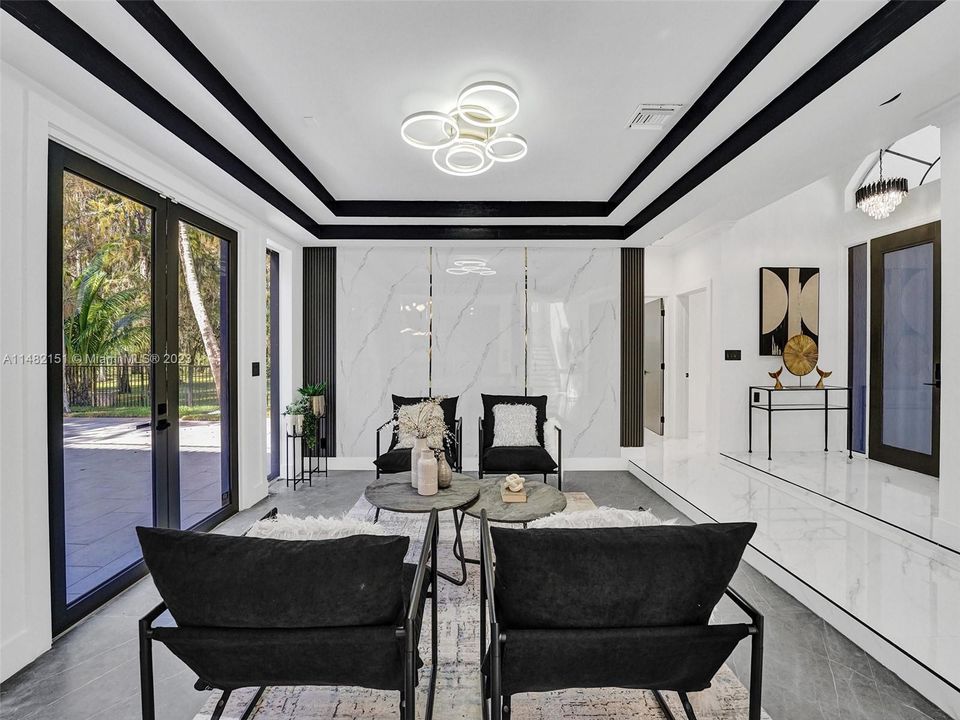Recently Sold: $1,797,000 (5 beds, 3 baths, 4287 Square Feet)
