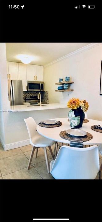 最近租的: $2,500 (2 贝兹, 1 浴室, 688 平方英尺)