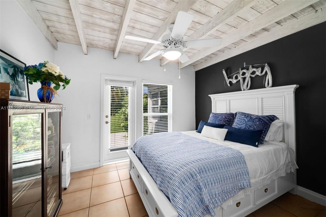 Недавно продано: $2,950,000 (3 спален, 3 ванн, 2643 Квадратных фут)